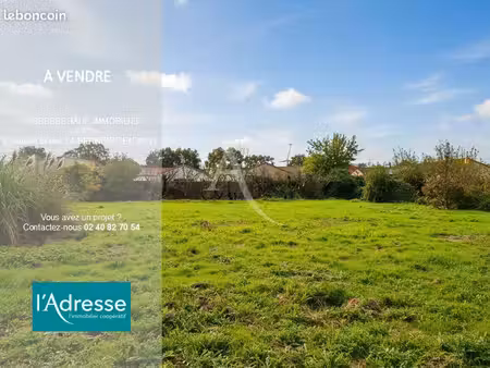 terrain 893 m² saint hilaire de chaleons