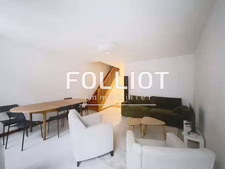 location appartement 2 pièces meublé à granville (50400) : à louer 2 pièces meublé / 59m² 