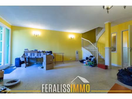 maison 3 ou 4 chambres à saisir !