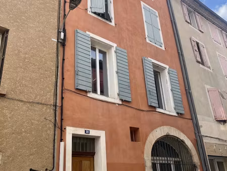 location commerce 1 pièce 56 m² à manosque (04100)