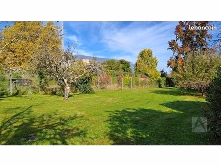 terrain 947 m² cognin