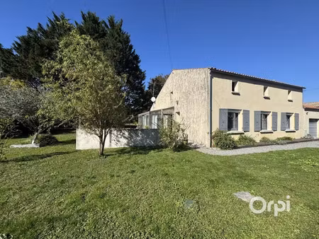 vente maison 3 pièces 130 m² à sainte-gemme (17250)  263 750 €