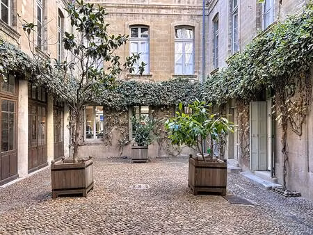 appartement avignon t2 dans hôtel particulier avec ascenseur