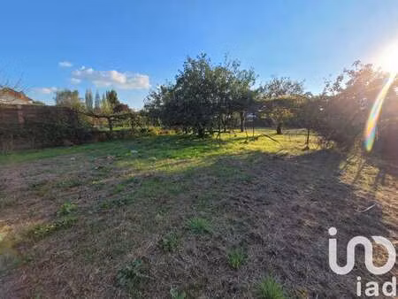 vente terrain à parthenay (79200) : à vendre / 880m² parthenay