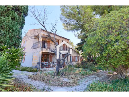 maison familiale 155 m² terrain 870 m² fort potentiel saint-chamas