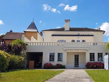vente maison 8 pièces 189 m² à janneyrias (38280)  449 000 €