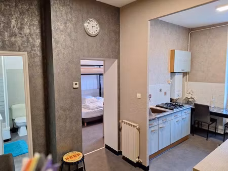 location meublée appartement 2 pièces 32 m² à le creusot (71200)  430 €