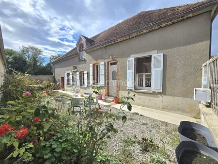 maison longere de 106 m² à saint-sauveur-les-bray