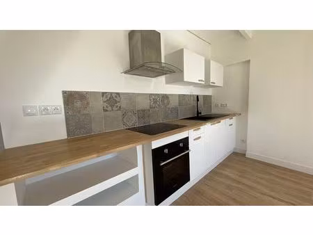 st zacharie  appartement t3 de 69 m² entièrement neuf + cave