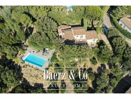 villa de 5 pièces de luxe en vente 83310  grimaud  département du var  provence-alpes-côte