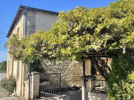 charbogne – ancienne ferme du château – 350 m² – 6 ch.