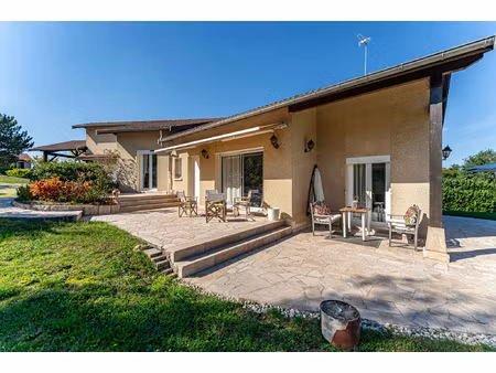 francheville le haut  maison individuelle de 137m2 avec terr