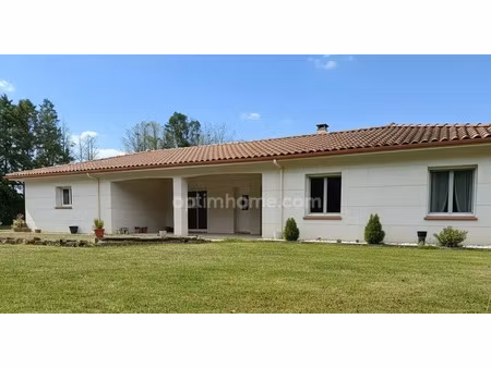 vente maison 5 pièces 131 m² à le houga (32460)  229 000 €