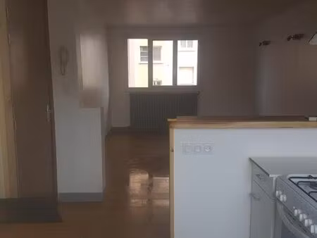 location appartement 3 pièces 60 m² à roanne (42300)