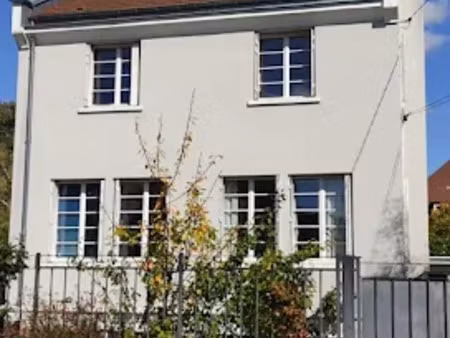 location meublée chambre 1 pièce 12 m² à le mesnil-le-roi (78600)  800 €