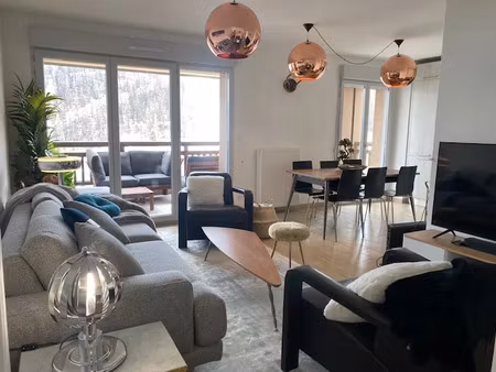 location meublée appartement 3 pièces 62 m² à péone (06470)  4 500 €