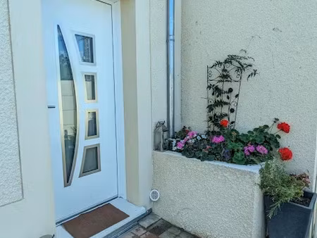 location meublée appartement 3 pièces 53 m² à pierrelaye (95220)  1 120 €