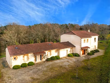 maison à vendre à thenon (24210) - dordogne