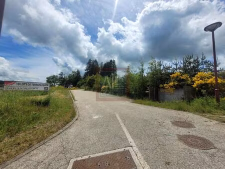 terrain constructible viabilisé à vendre