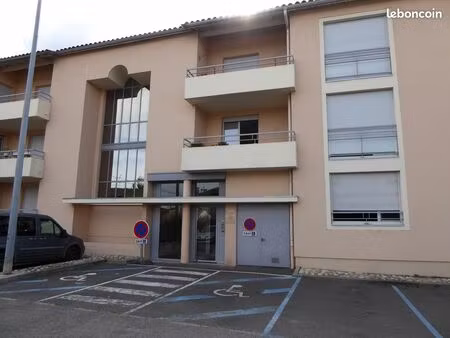 place de parking moto