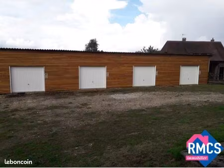 parking/box 1 pièce 32 m²