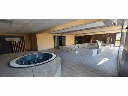 local commercial à louer