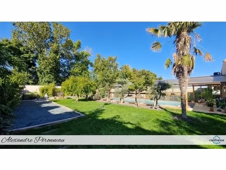 villa d’exception – 6 pièces – piscine  spa  cinéma + maison annexe indépendante