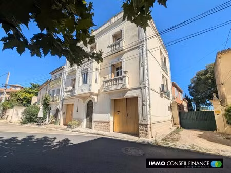 maison de maitre 259 m² avec appartement independant  garages  terrasse et cour – puilache