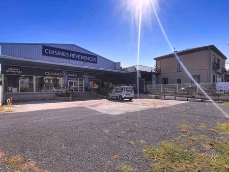 local commercial à vendre