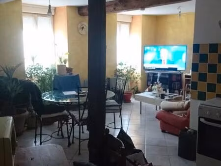 loue t3 à lézinnes 56m2