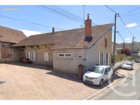 maison de village 3 pièces 65 m²