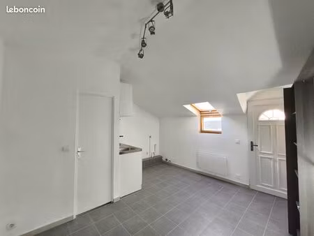 studio 1 pièce 17 m²