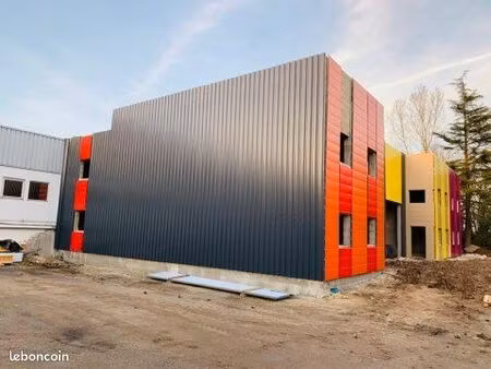 local d'activité 148 m²