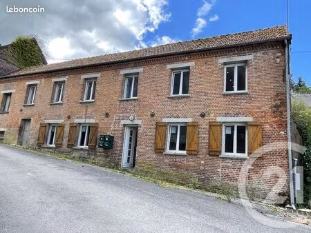 immeuble 120 m² proisy