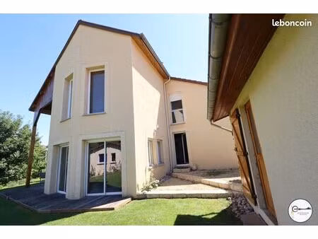 propriété 8 pièces 187 m²