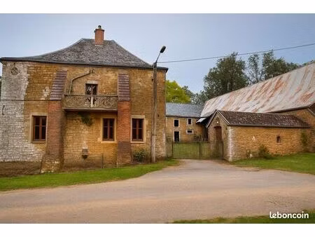 ferme 9 pièces 200 m²