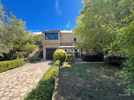 maison de luxe à vendre à évenos