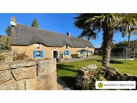 maison de luxe à vendre à cléguer