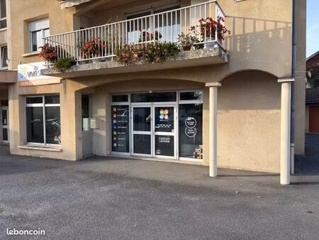 bureaux 52 m² peronnas