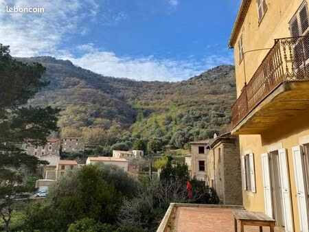 maison 13 pièces 321 m²