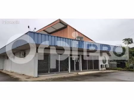 local commercial 410 m²