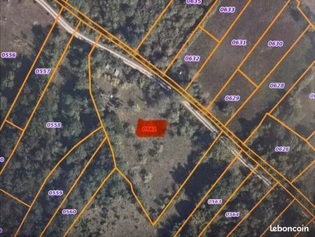 terrain 4220 m² saint-amand-montrond