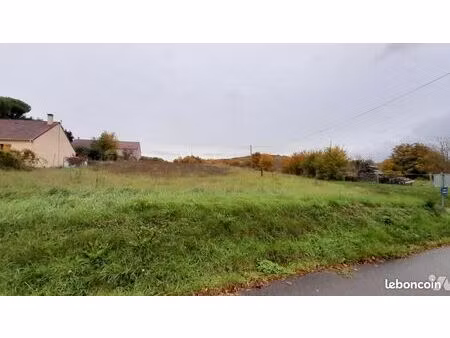 terrain 873 m² armeau