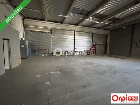 local d'activité 627 m²