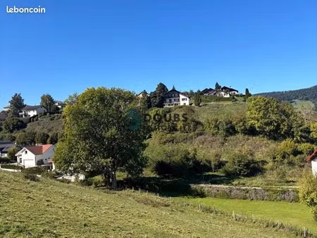 terrain 1 498 m² guyans vennes