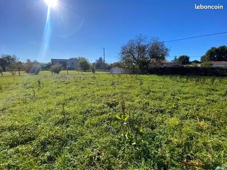 terrain à bâtir dans quartier calme
