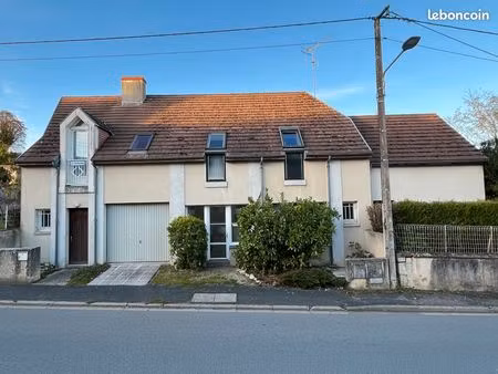 maison 8 pièces 205 m2