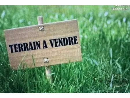 terrain 1960 m² portets