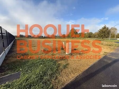 terrain industriel ou commercial 2900 m²