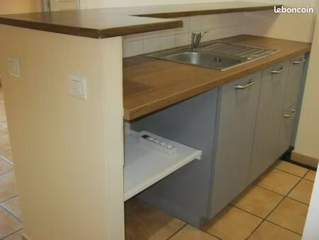 appartement 2 pièces - 40 m2 - 700 charges comprises